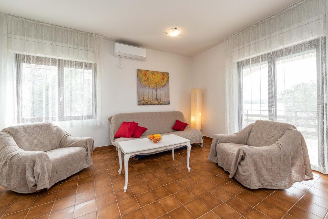 Beachfront Apartment Lostura 图兰杰 外观 照片